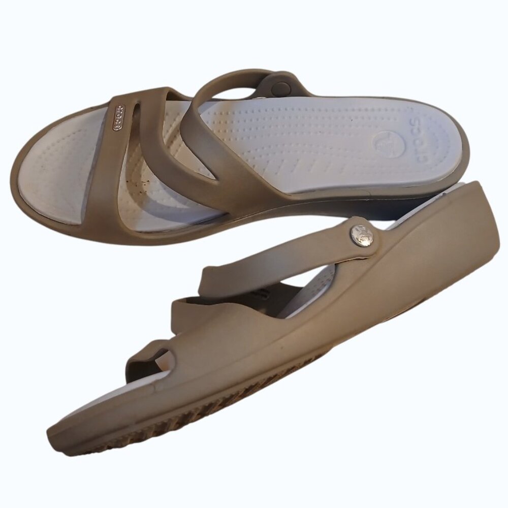 NWOT CROCS Patricia Wedge Tan Strappy Slip-On Coastal Sandals